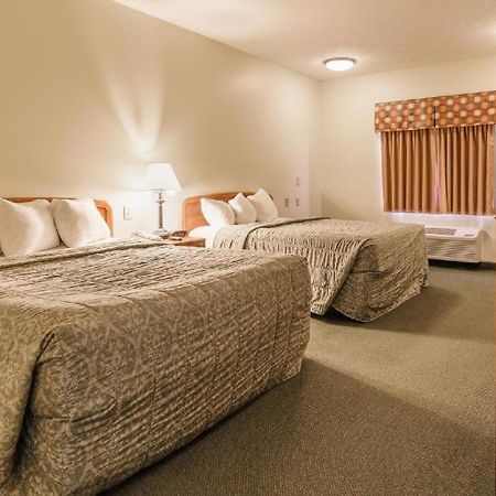 Supertel Inn And Conference Center Creston Bagian luar foto