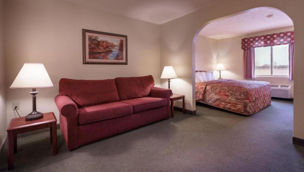 Supertel Inn And Conference Center Creston Bagian luar foto